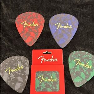 Fender Assorted Color Guitar Picks Coaster Set